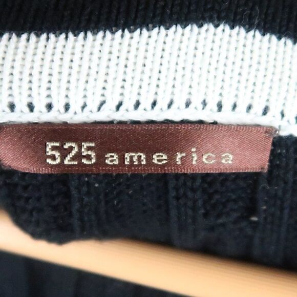 525 AMERICA BLACK SCOOP NECK LONG SLEEVE CABLE KNIT SWEATER WITH FRONT POCKETS - Picture 2 of 6
